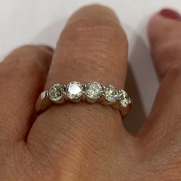 14 KT WG PRONG SET. BAND 98CTW - Picture 4 of 6